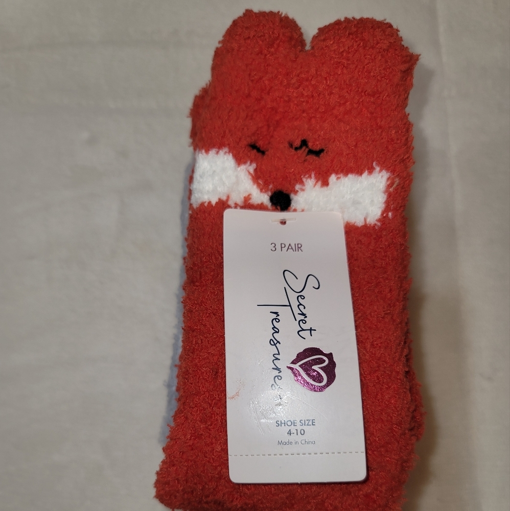 NEW with tags Secret Treasures 3pr FOX Cozy Crew Socks Orange Women's Size 4-10